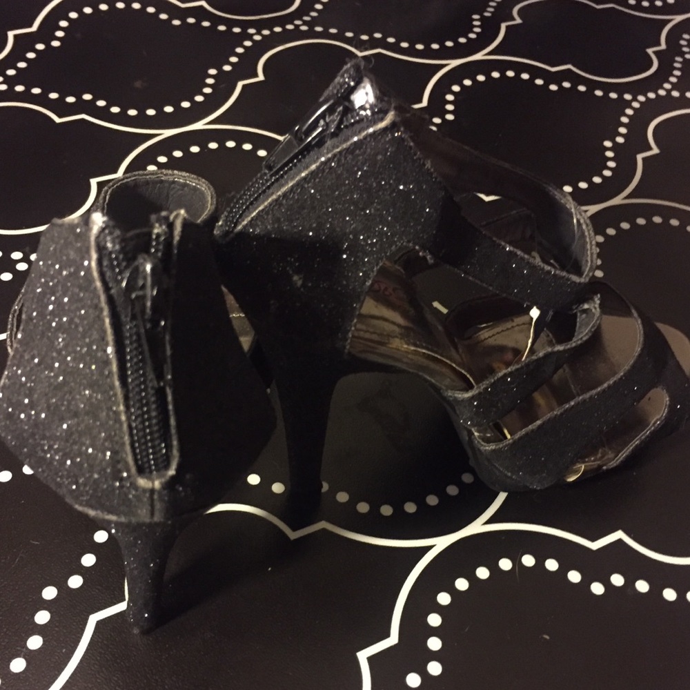 Black Glitter Heels - Picture 4 of 7